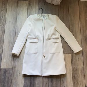 Gorgeous classy spring/summer coat